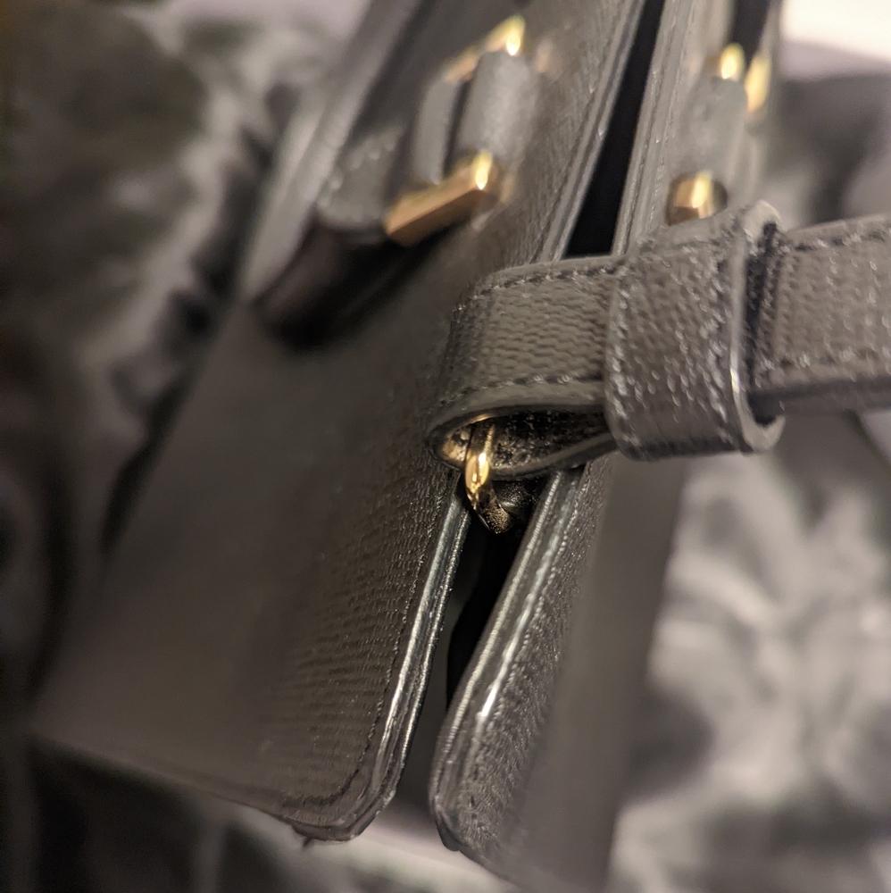Authentic Saint Laurent ysl black shoulder and top handle bag - Picture 11 of 12